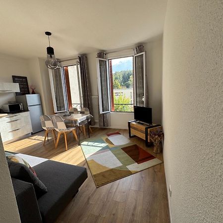 Appartement Le Madargue Idealement Place Châtel-Guyon Extérieur photo